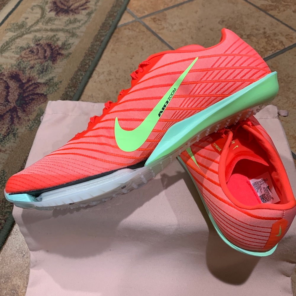 Nike MaxFly 2 Track and Field Sprint Spikes - Picture 8 of 15